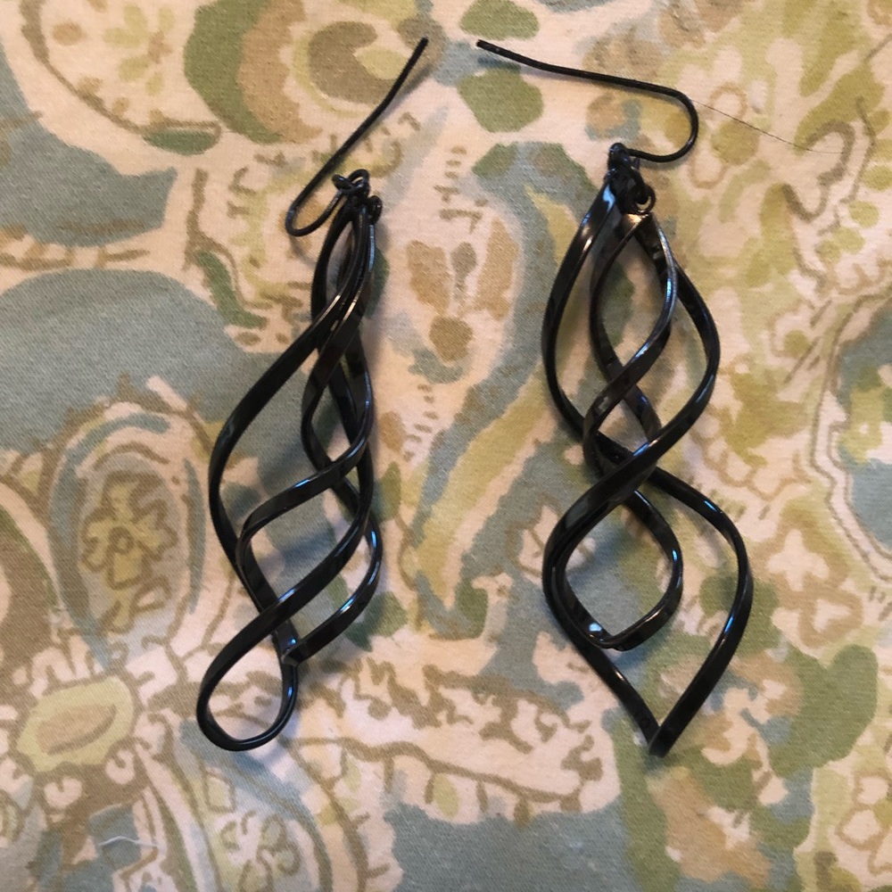 Black dangle earrings